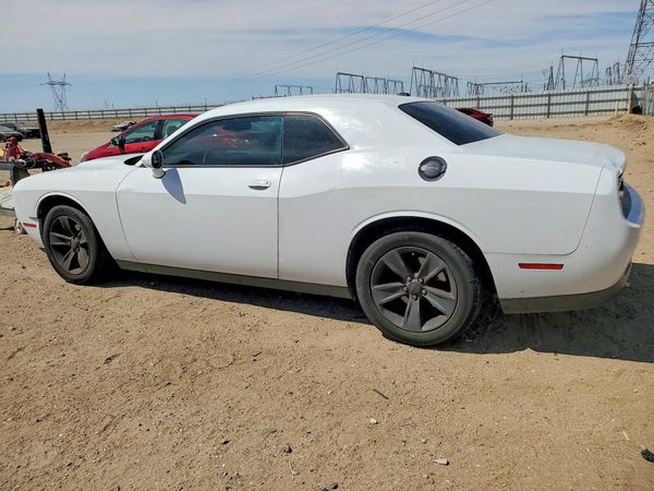 2016 DODGE CHALLENGER SXT