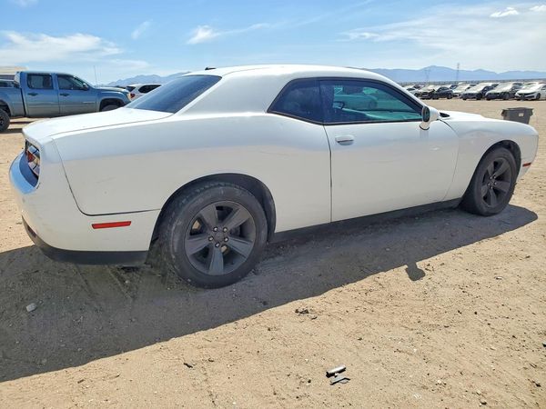 2016 DODGE CHALLENGER SXT