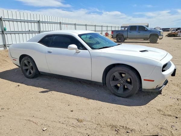 2016 DODGE CHALLENGER SXT