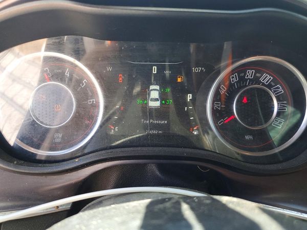 2016 DODGE CHALLENGER SXT