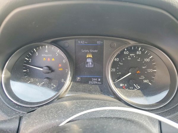 2018 NISSAN ROGUE