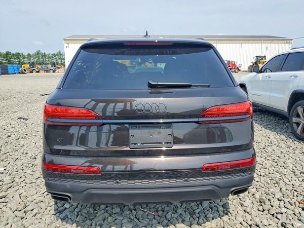 2025 AUDI Q7 quattro Premium Plus — DIRR
