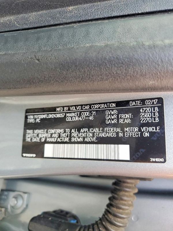 2017 VOLVO S60 Dynamic