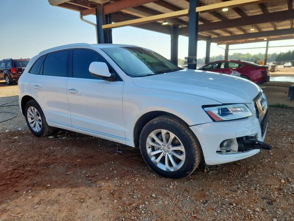 2016 AUDI Q5 quattro Premium Plus