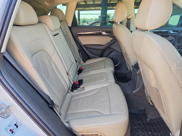 2016 AUDI Q5 quattro Premium Plus