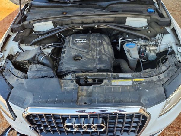 2016 AUDI Q5 quattro Premium Plus
