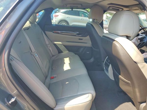 2016 CADILLAC CT6 Luxury