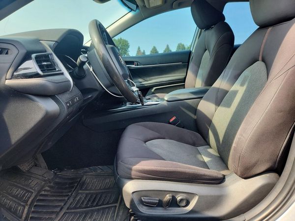 2019 TOYOTA CAMRY