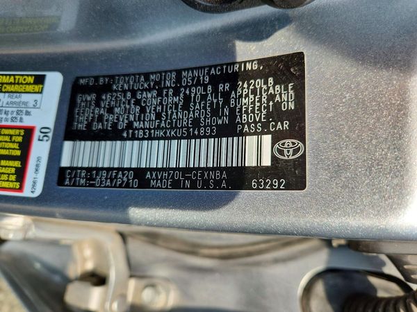 2019 TOYOTA CAMRY