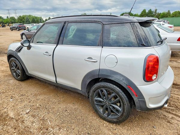 2016 MINI COOPER