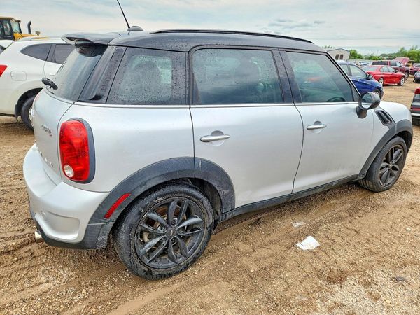 2016 MINI COOPER