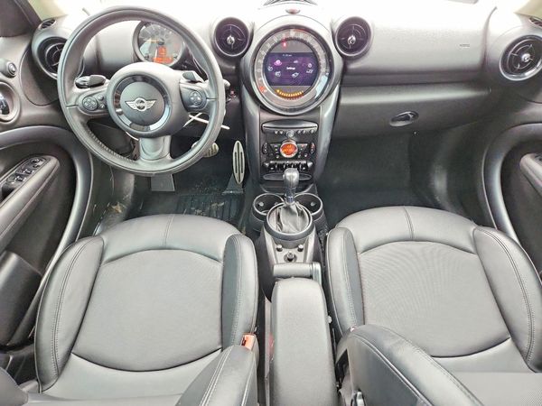 2016 MINI COOPER