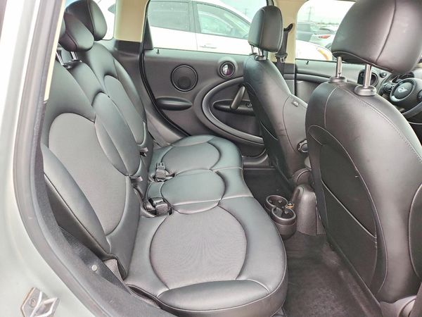 2016 MINI COOPER