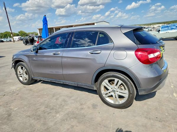 2018 MERCEDES-BENZ GLA GLA250