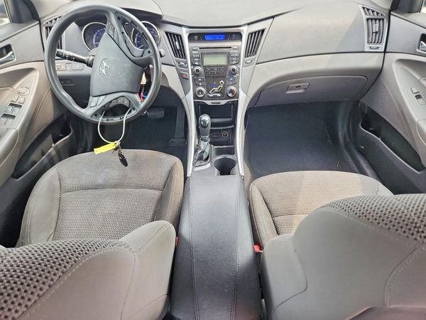 2013 HYUNDAI SONATA