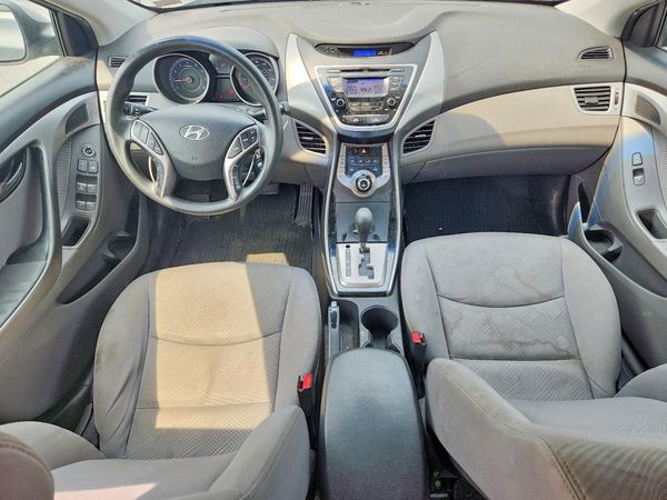 2013 HYUNDAI ELANTRA