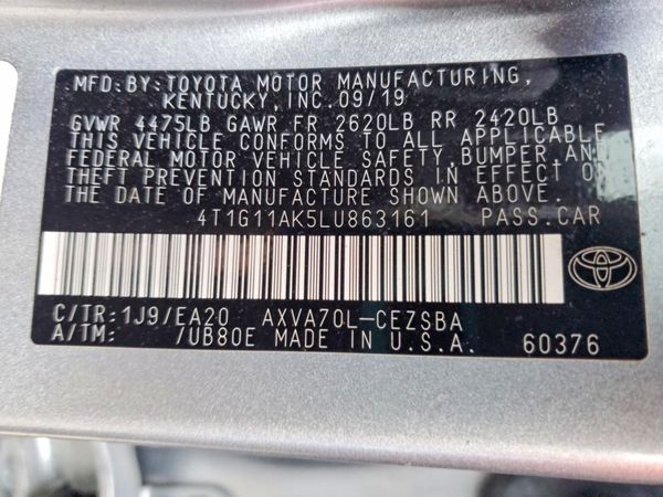 2020 TOYOTA CAMRY SE