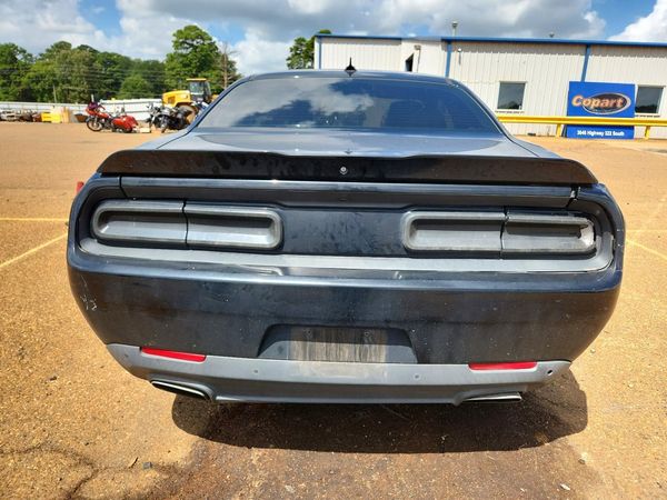 2015 DODGE CHALLENGER SXT Plus