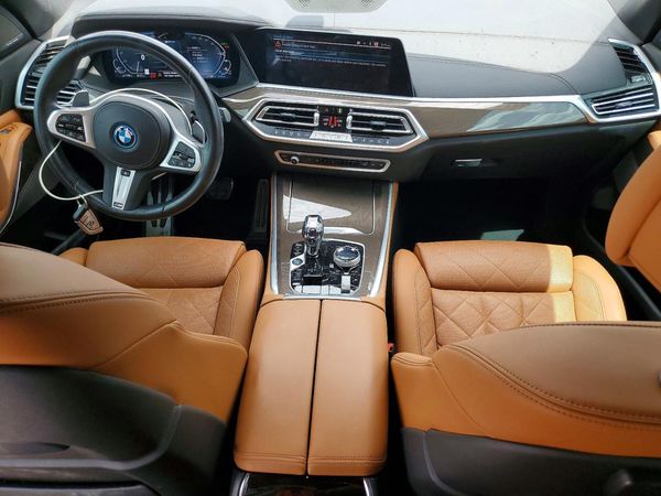 2023 BMW X5 xDrive45e