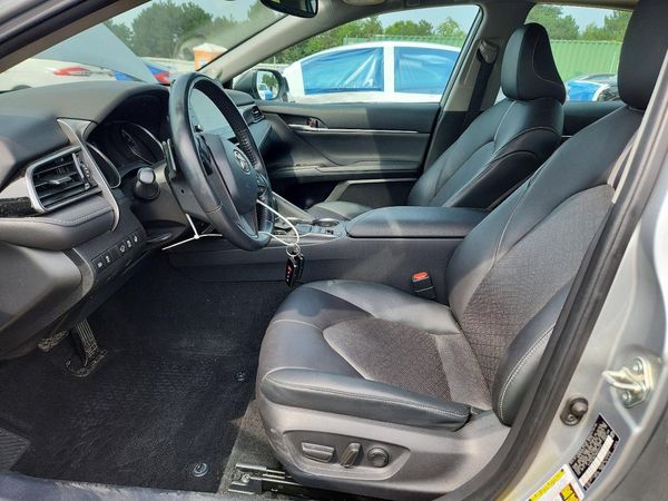2021 TOYOTA CAMRY XSE — DENT