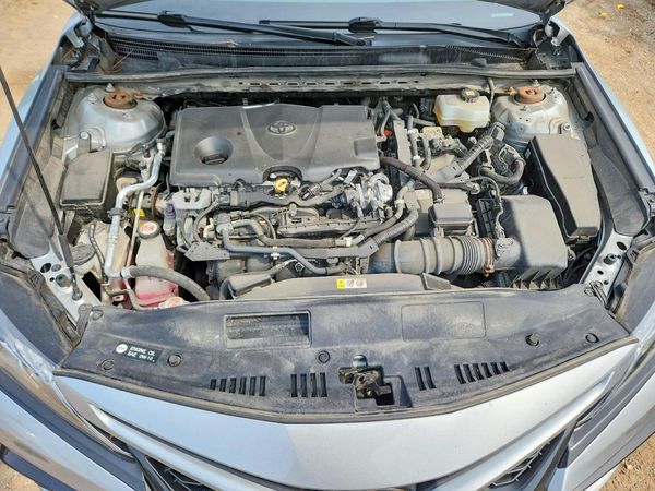 2021 TOYOTA CAMRY XSE — Engine bay