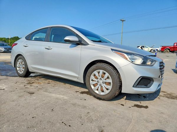 2019 HYUNDAI ACCENT SE and SEL