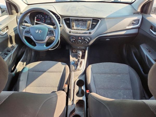 2019 HYUNDAI ACCENT SE and SEL