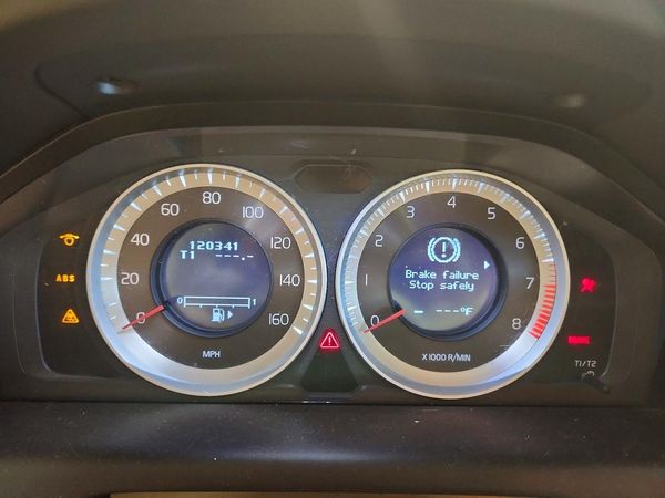 2013 VOLVO XC60