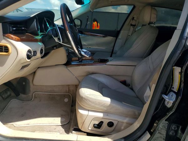 2014 MASERATI QUATTROPORTE Essence