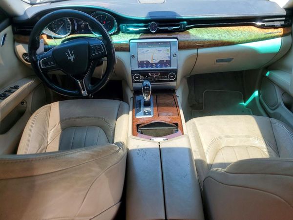 2014 MASERATI QUATTROPORTE Essence