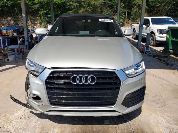 2018 AUDI Q3