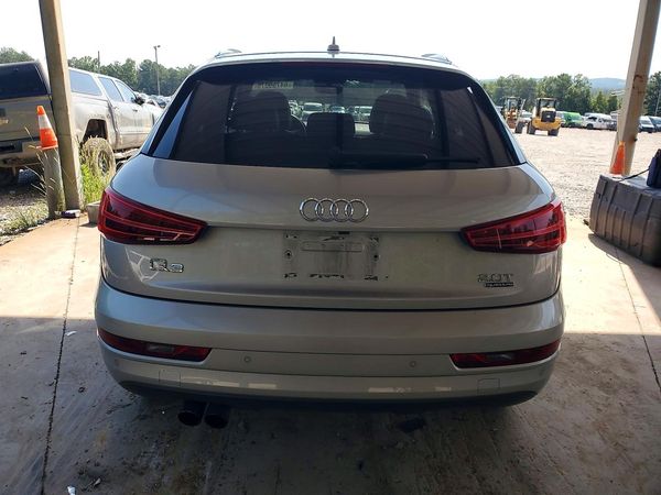 2018 AUDI Q3