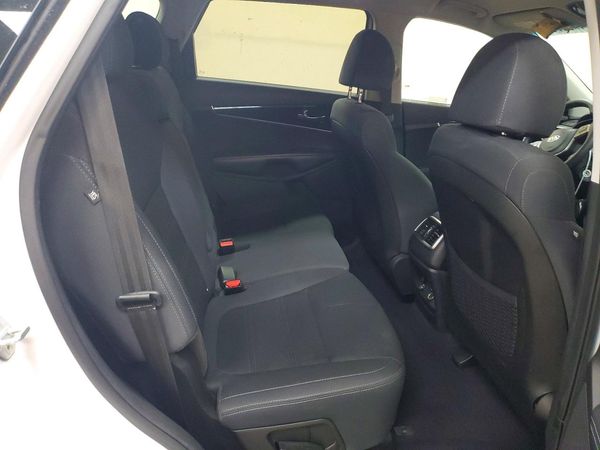 2019 KIA SORENTO L, LX, S