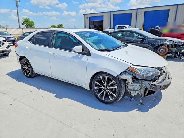 2018 TOYOTA COROLLA