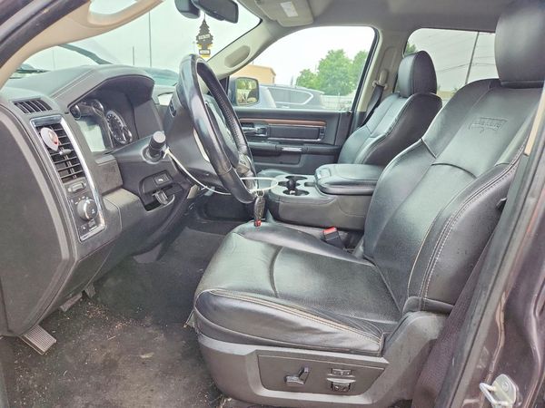 2016 RAM 1500 LARAMIE CREW CAB 4X4