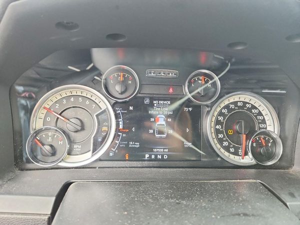 2016 RAM 1500 LARAMIE CREW CAB 4X4