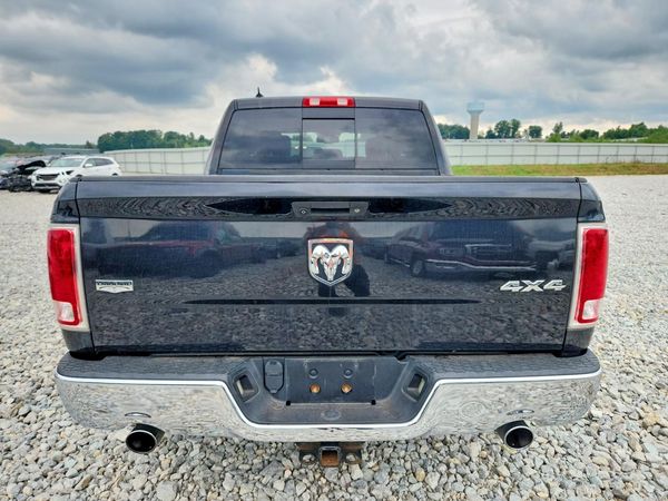 2016 RAM 1500 LARAMIE CREW CAB 4X4