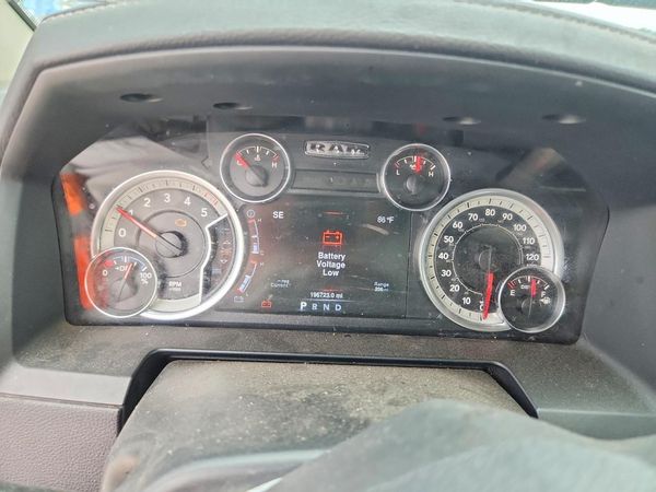 2016 RAM 1500 LARAMIE CREW CAB 4X4