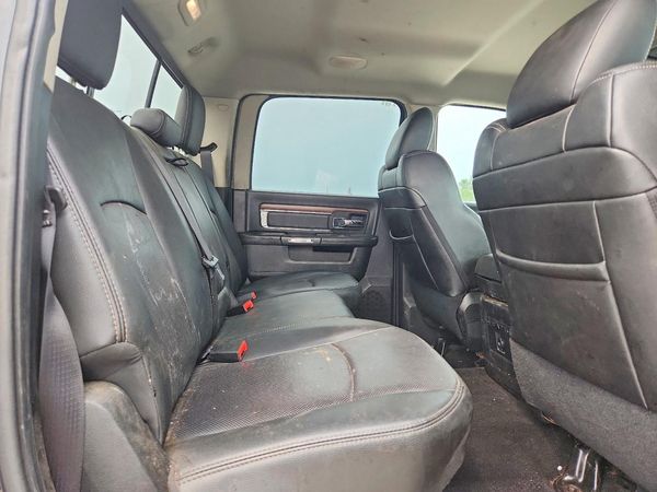 2016 RAM 1500 LARAMIE CREW CAB 4X4