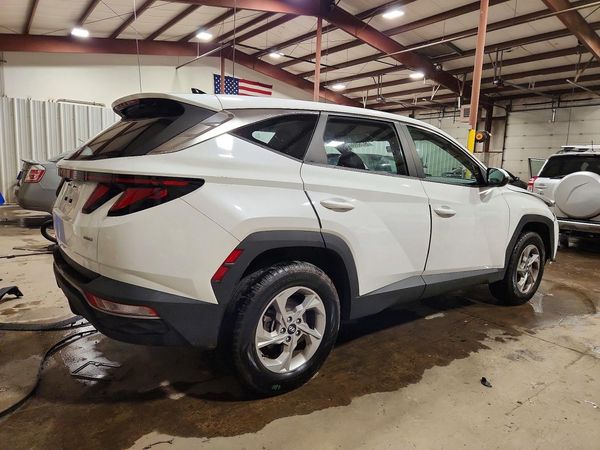 2022 HYUNDAI TUCSON SE