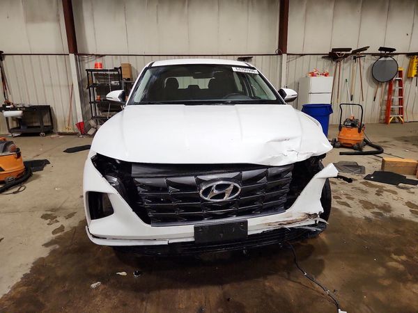 2022 HYUNDAI TUCSON SE