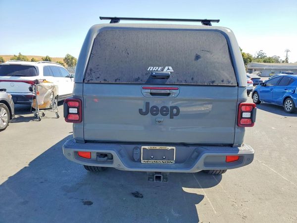 2022 JEEP GLADIATOR