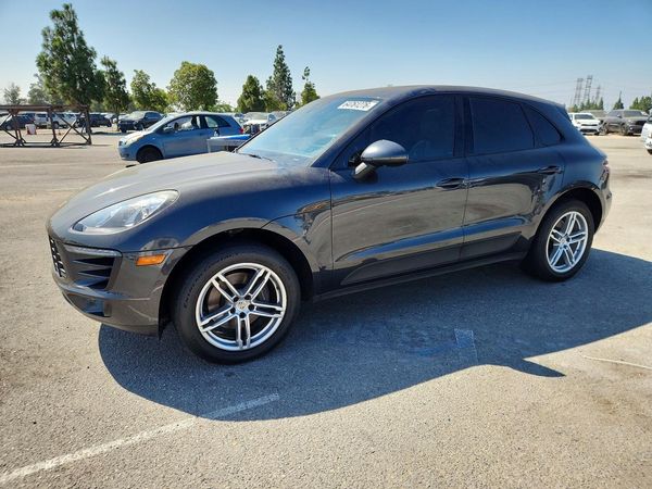 2017 PORSCHE MACAN