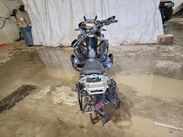 2019 BMW MOTORCYCLE