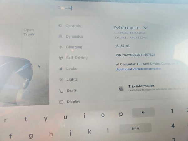 2026 TESLA MODEL Y