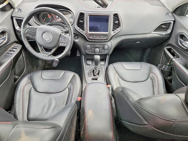 2019 JEEP CHEROKEE TRAILHAWK 4X4