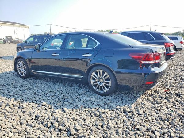 2013 LEXUS LS