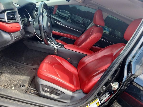 2019 TOYOTA CAMRY