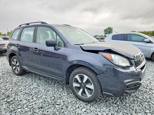 2018 SUBARU FORESTER Base P