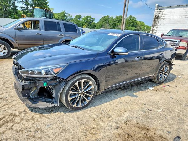 2018 KIA CADENZA
